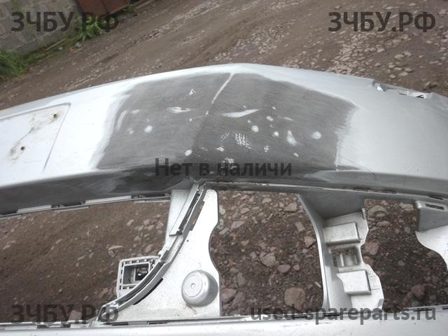 Volkswagen Golf 5 Plus Бампер передний