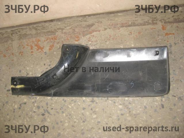 Toyota RAV 4 (3) Накладка на дверь багажника