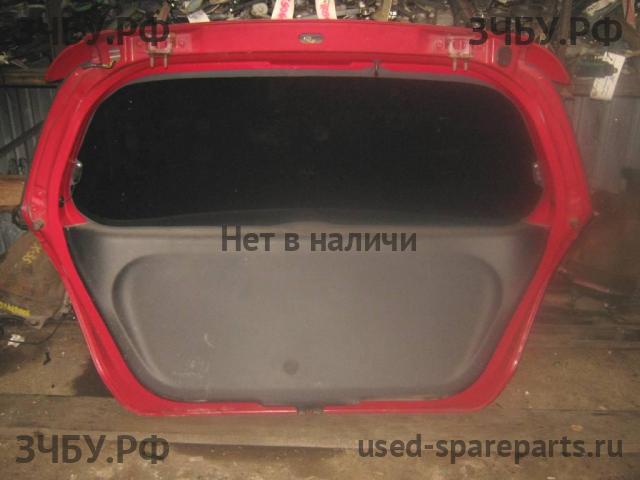Honda Fit 1 Дверь багажника со стеклом