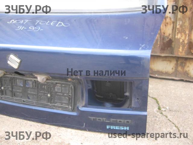 Seat Toledo 1 (1L) Дверь багажника со стеклом