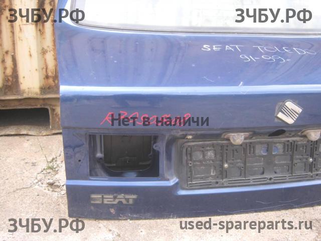 Seat Toledo 1 (1L) Дверь багажника со стеклом