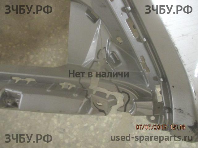 Toyota Auris 2 (E180) Бампер передний