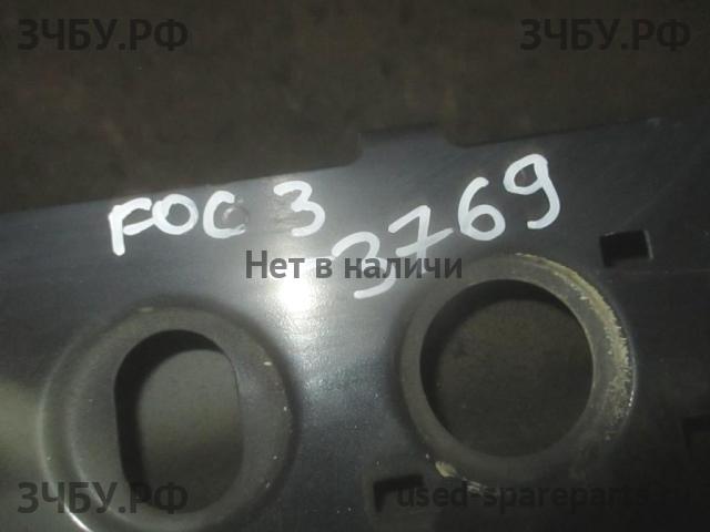 Ford Focus 3 Усилитель бампера передний