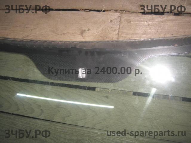 Volvo V40 (1) Стекло лобовое (ветровое)