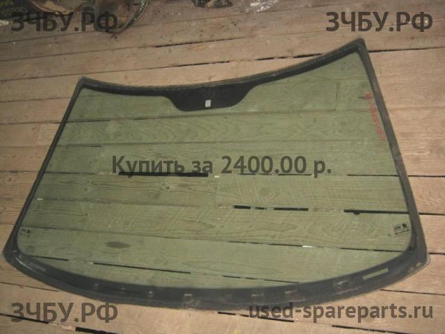 Volvo V40 (1) Стекло лобовое (ветровое)