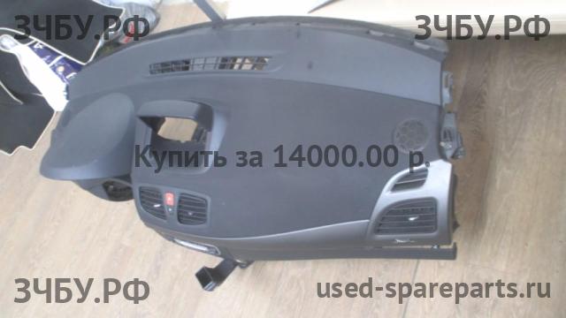 Renault Fluence Торпедо