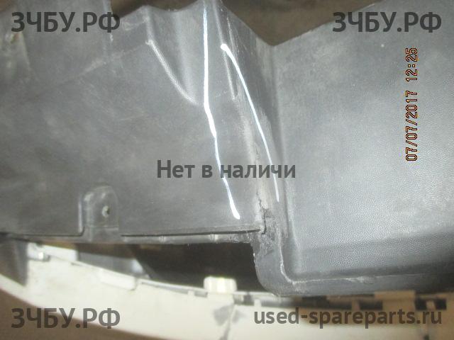 Seat Ibiza 4 (6J) Бампер передний