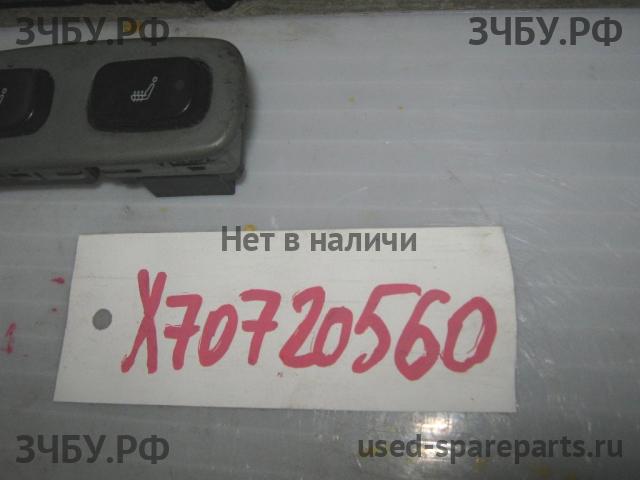 Chevrolet Lacetti Кнопка обогрева сидений