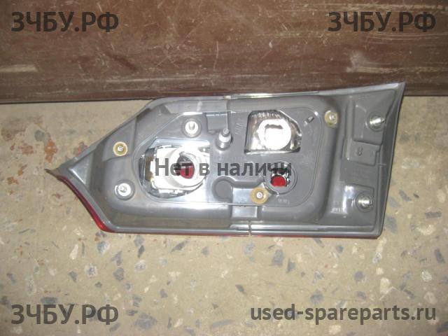 Toyota Corolla (E16 - E17) Фонарь левый