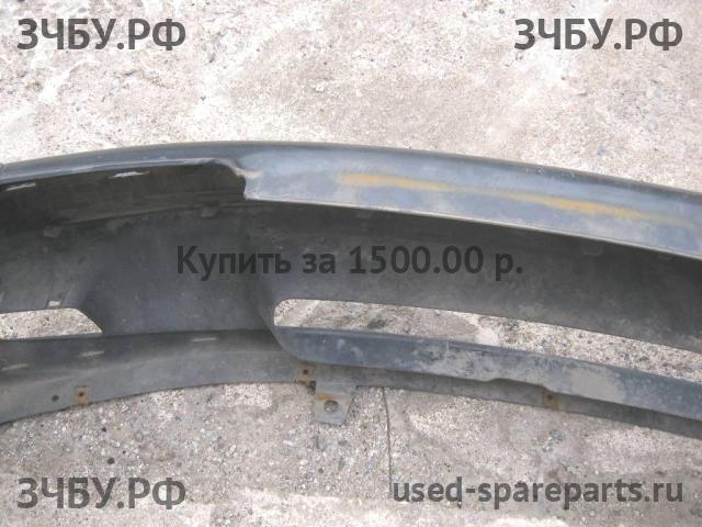 Volvo V40 (1) Бампер передний