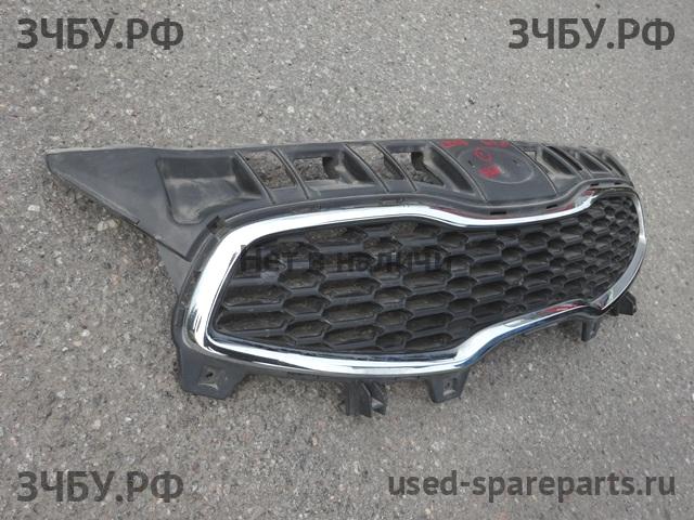 KIA Ceed 2 Решетка радиатора