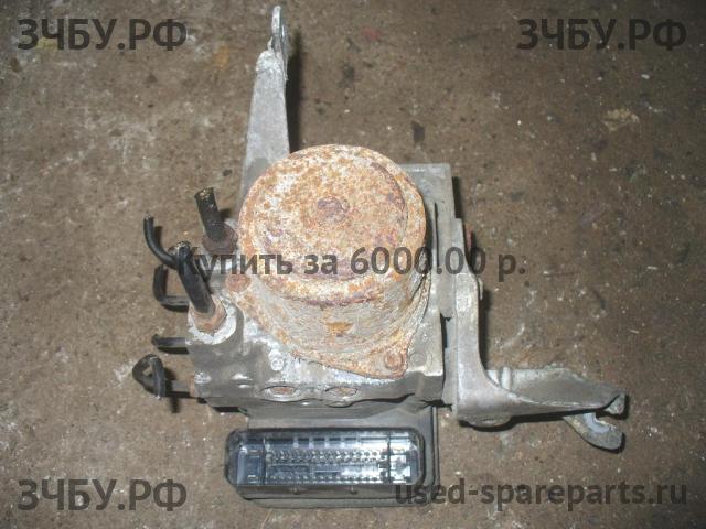 Acura MDX 1 Блок ABS (насос)