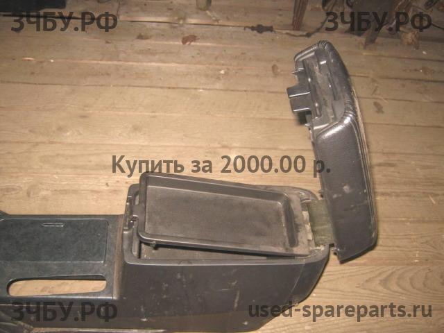 Honda Accord 7 Консоль между сиденьями (Подлокотник)