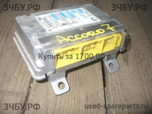 Honda Accord 7 Блок управления AirBag (блок активации SRS)