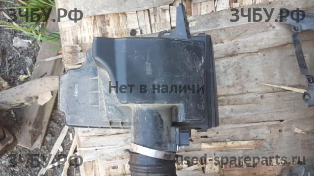 Nissan X-Trail 2 (T31) Корпус воздушного фильтра