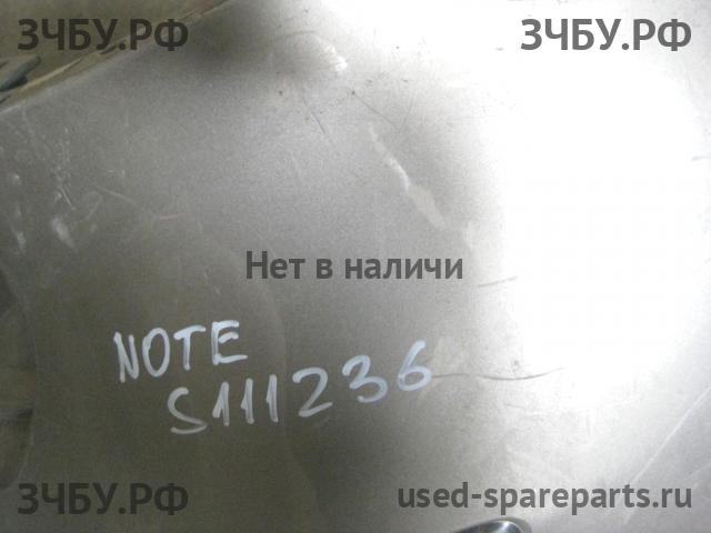 Nissan Note 1 (E11) Бампер задний