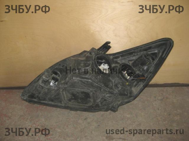 Ford Focus 2 (рестайлинг) Фара правая