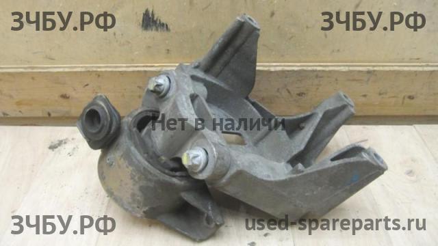 Opel Corsa D Опора двигателя