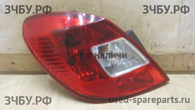 Opel Corsa D Фонарь левый