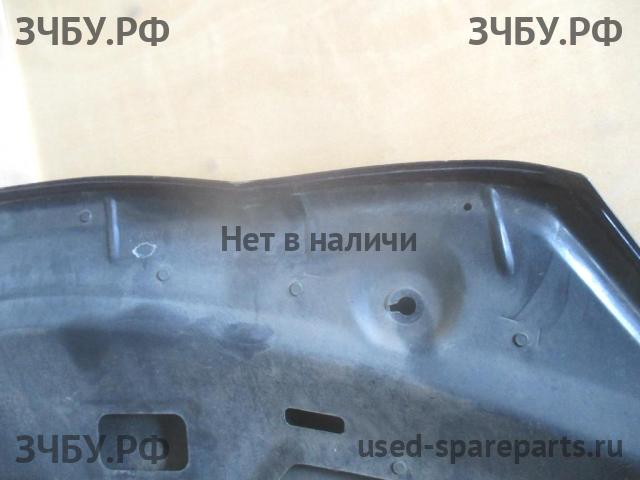 Volkswagen Golf 5 Plus Капот