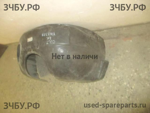 Mitsubishi Colt 6 (Z30) Локер передний правый