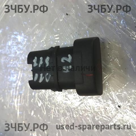 Ford Focus 2 Кнопка аварийной сигнализации
