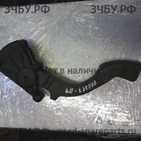 Ford Focus 2 Педаль газа