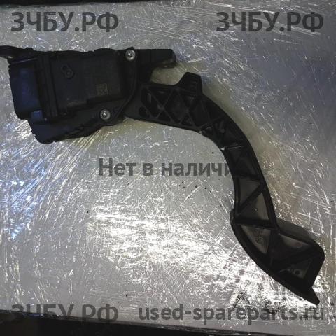Ford Focus 2 Педаль газа