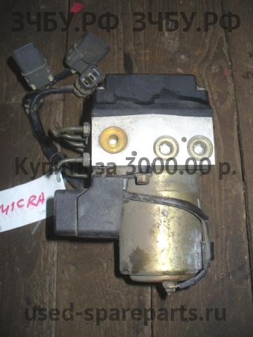 Nissan Micra K11 Блок ABS (насос)
