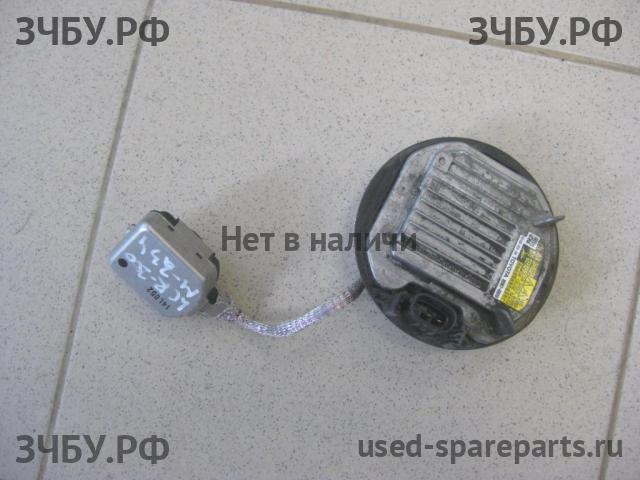 Toyota Land Cruiser 200 Блок розжига ксенона (блок ксеноновой лампы)