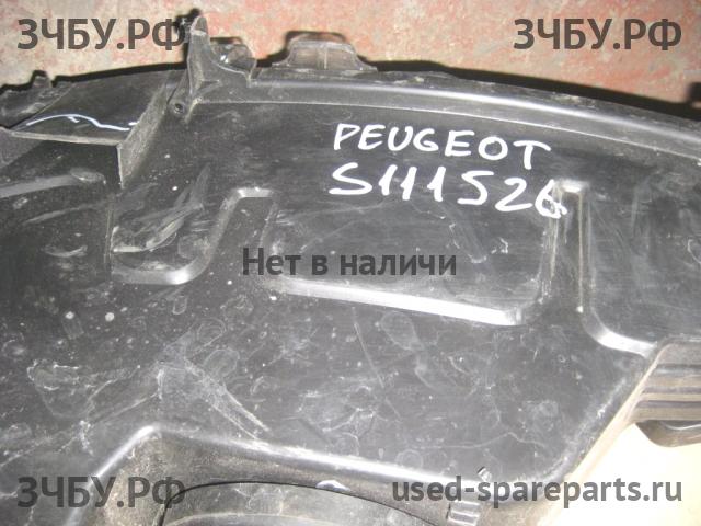 Peugeot 308 Фара правая