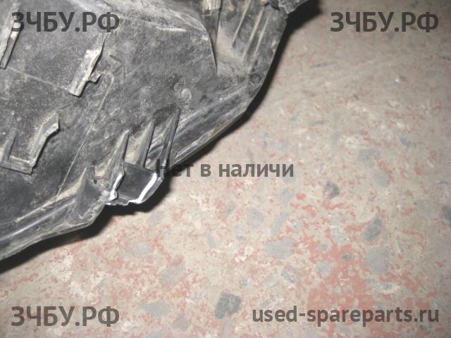 Ford Focus 2 (рестайлинг) Фара правая