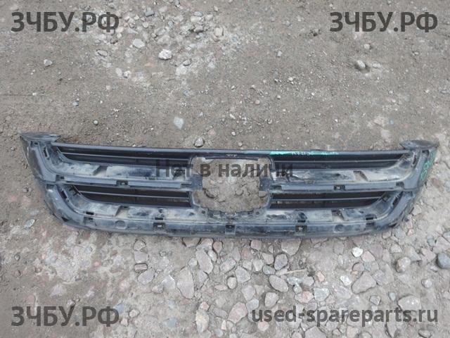 Honda CR-V 3 Решетка радиатора