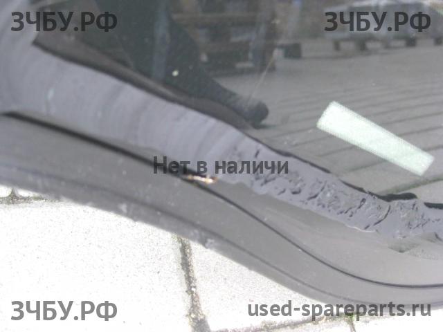Ford Focus 3 Стекло лобовое (ветровое)