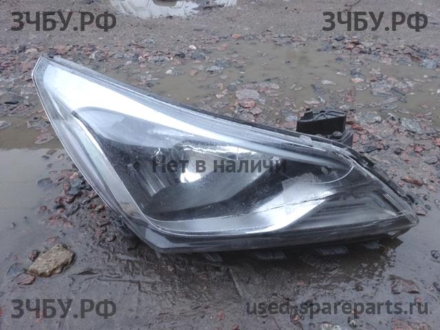 Hyundai Solaris 1 Фара правая