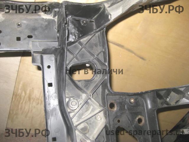 Hyundai Getz Панель передняя (телевизор)