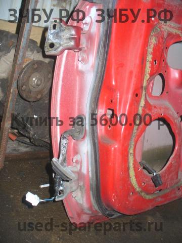Nissan Micra K11 Дверь передняя правая