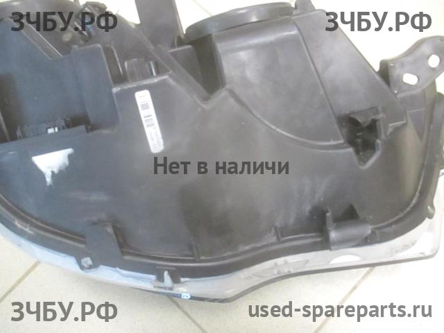 Citroen C4 (2) Фара левая