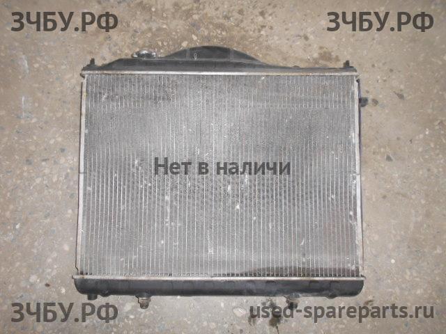 Nissan Pathfinder 1 (R50) Радиатор основной (охлаждение ДВС)
