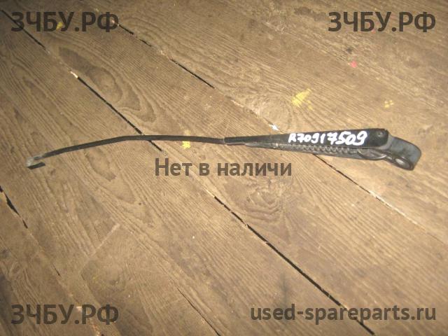 Mitsubishi Carisma (DA) 2000-> Поводок стеклоочистителя задний