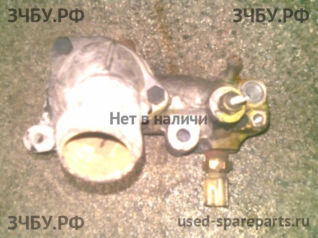 Ford Mondeo 2 Корпус термостата