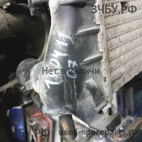 Ford Focus 1 Радиатор основной (охлаждение ДВС)