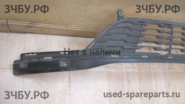 KIA Rio 3 Решетка в бампер