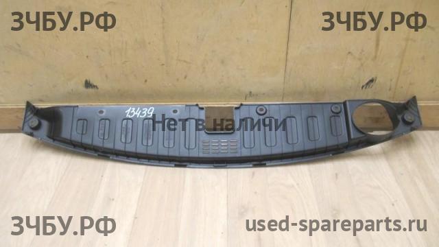 KIA Sorento 2 Кожух замка капота