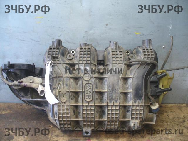 Toyota Camry 7 (V50) Коллектор впускной