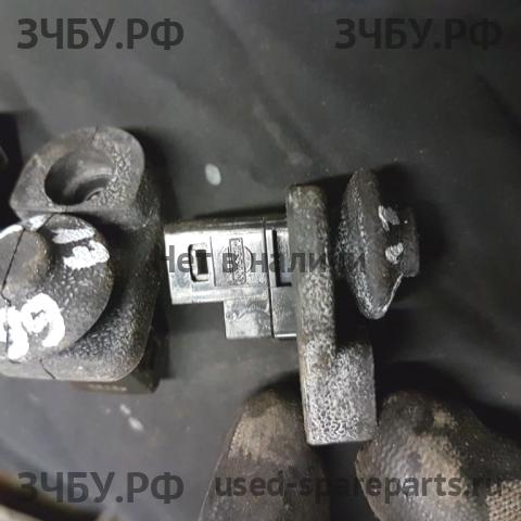 Nissan X-Trail 2 (T31) Выключатель концевой