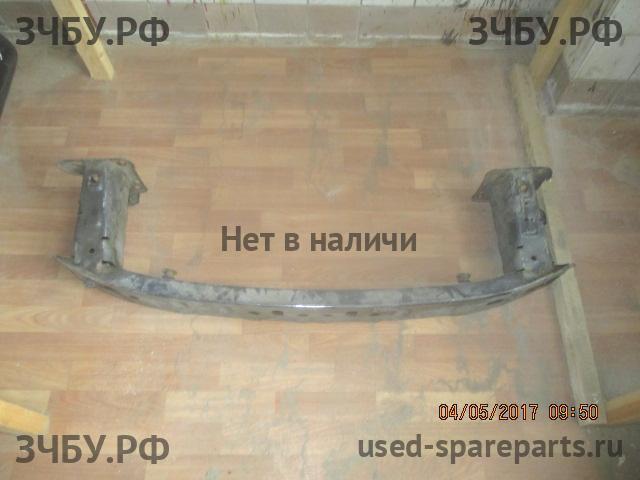 Ford Focus 2 Усилитель бампера передний