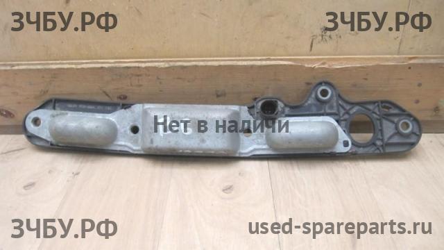 Volkswagen Passat B6 Кнопка открывания багажника