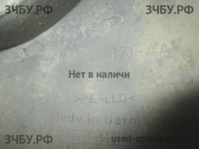 Ford Focus 2 Брызговик задний левый