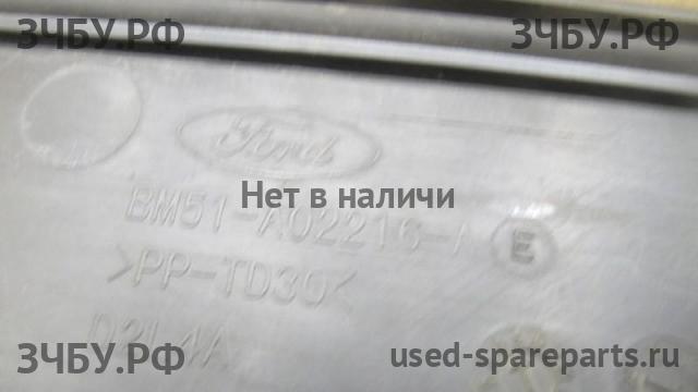Ford Focus 3 Решетка стеклоочистителя (Дефлектор водостока)